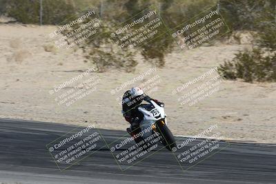 media/Dec-07-2025-CVMA (Sun) [[3e7d2de5dc]]/Race 8-Middleweight Shootout/